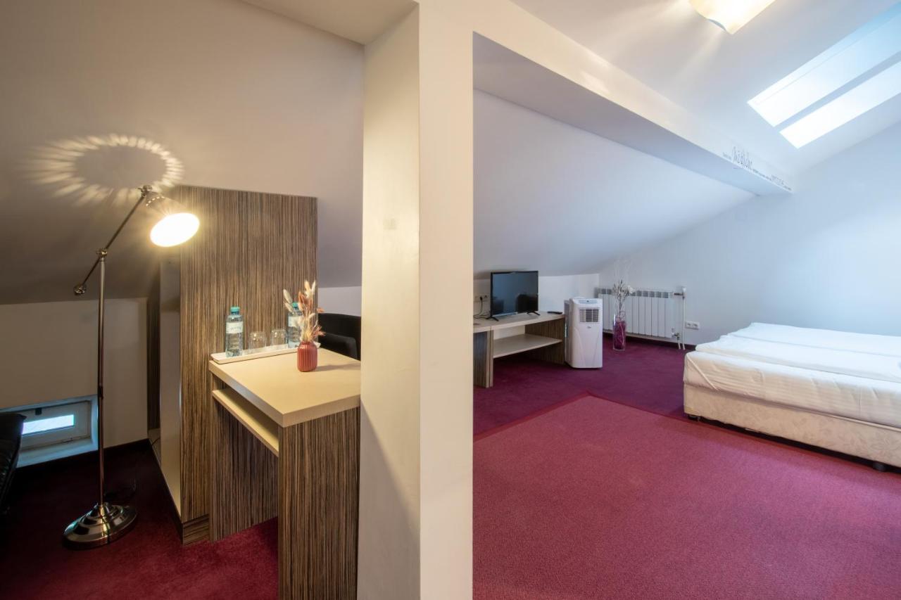 Amadea - Cityhotel Salzburg Ngoại thất bức ảnh
