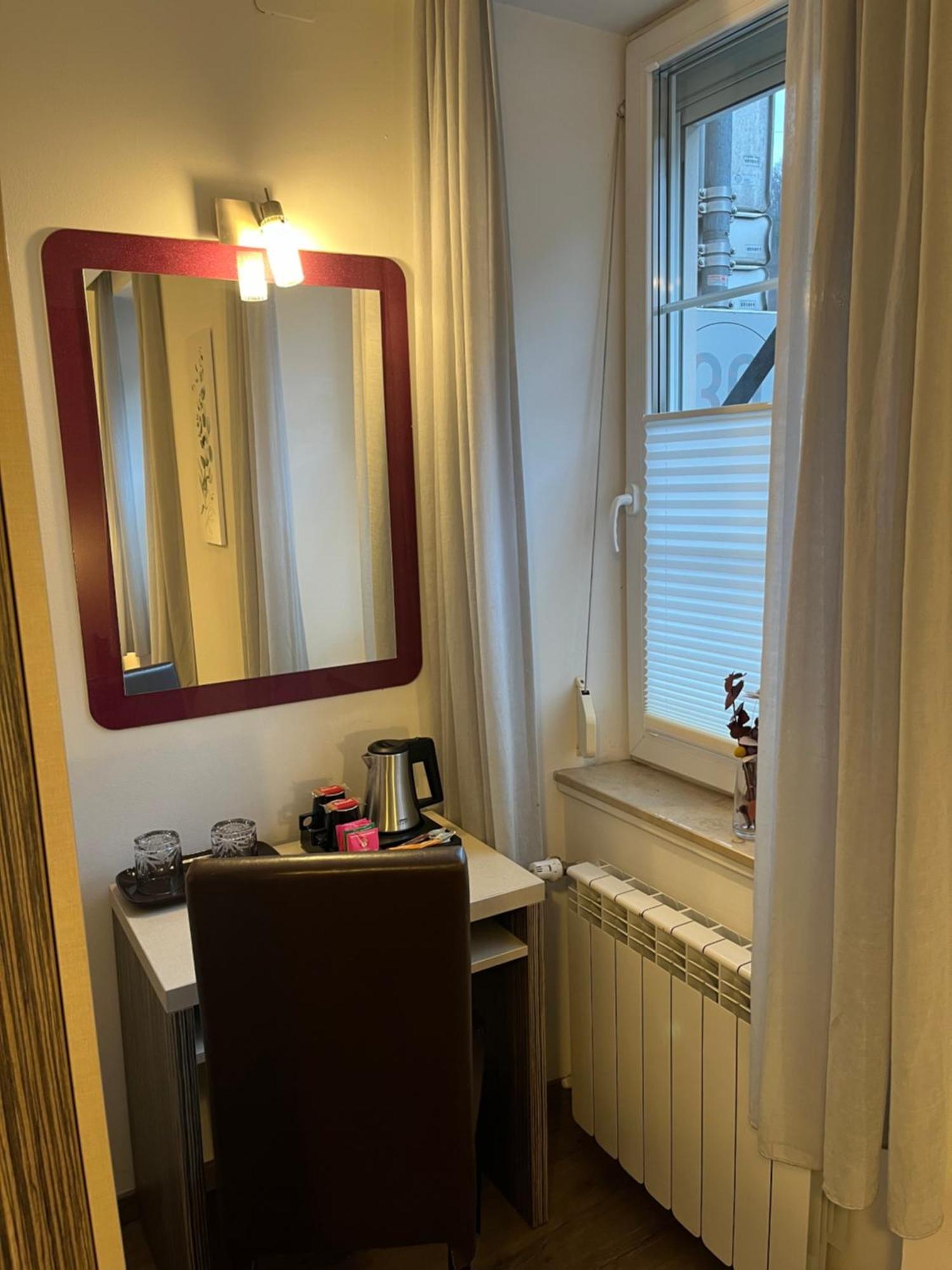 Amadea - Cityhotel Salzburg Ngoại thất bức ảnh
